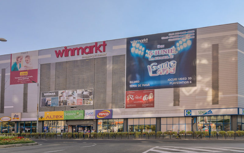 Cine va cumpăra WINMARKT? Proprietarii actuali vând în pierdere și pleacă din România