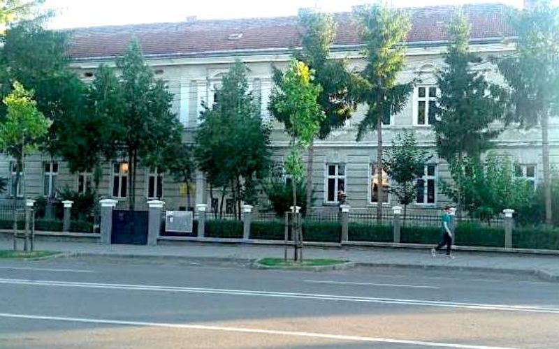 Ce constructori vor reabilita Liceul de Muzică din Bistrița, pentru 7,69 milioane lei?