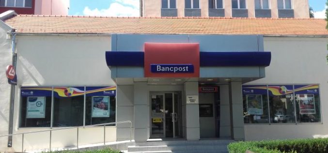 Angajații BANCPOST Bistrița puși pe liber de noul proprietar, Banca Transilvania