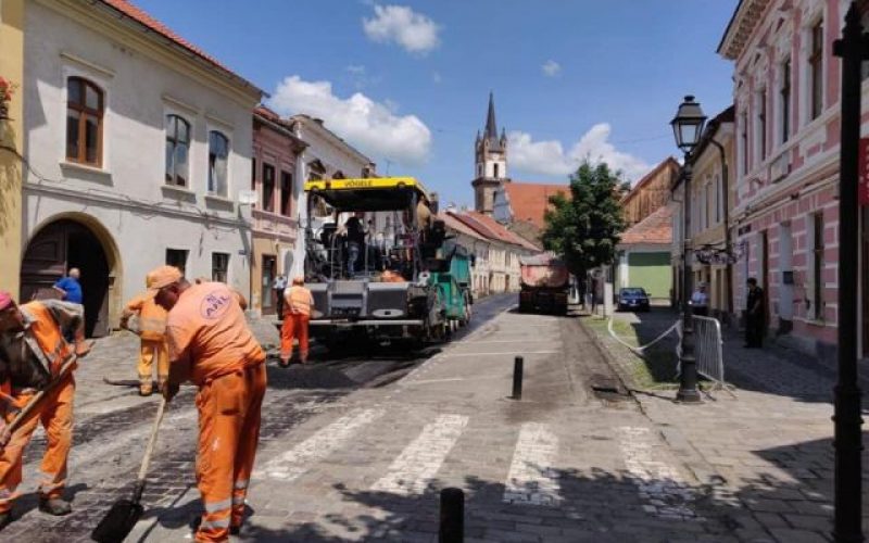 Viceprimarul Niculae anunță asfaltarea a 19 străzi în următoarea perioadă