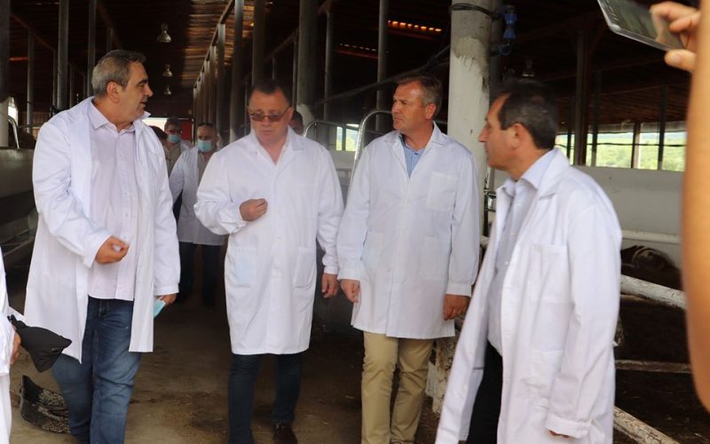 Ministrul Agriculturii a vizitat Pombis, Agro-Ardeal și fabrica de lapte a companiei Centana