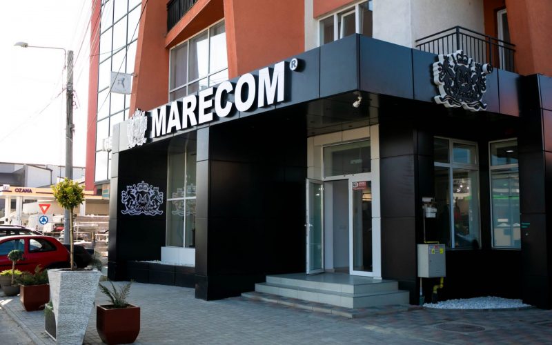 Producătorul de costume MARECOM și-a menținut businessul pe linia de plutire în 2020