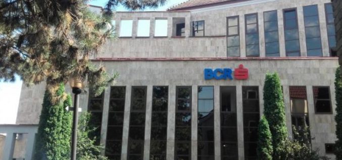 Clădirea sucursalei BCR Bistrița e oficial de vânzare. Care e prețul?