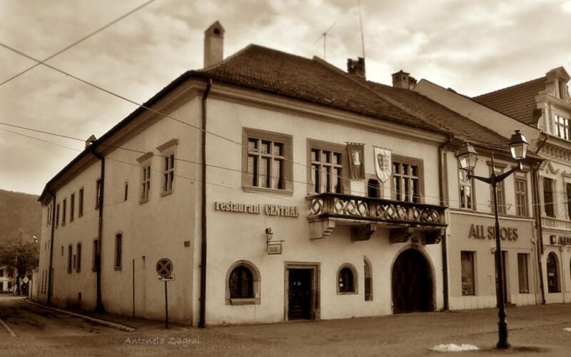 Casa Ion Zidaru, monument istoric important din Bistrița, revine pe piață : 1,59 mil. euro!